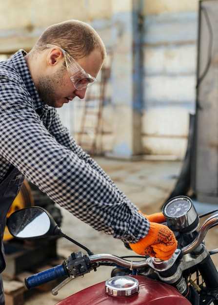 Identifying Signs of Worn-Out Motorcycle Lights
