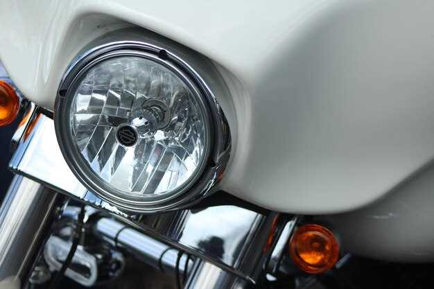 Step-by-Step Process for Replacing Motorcycle Bulbs